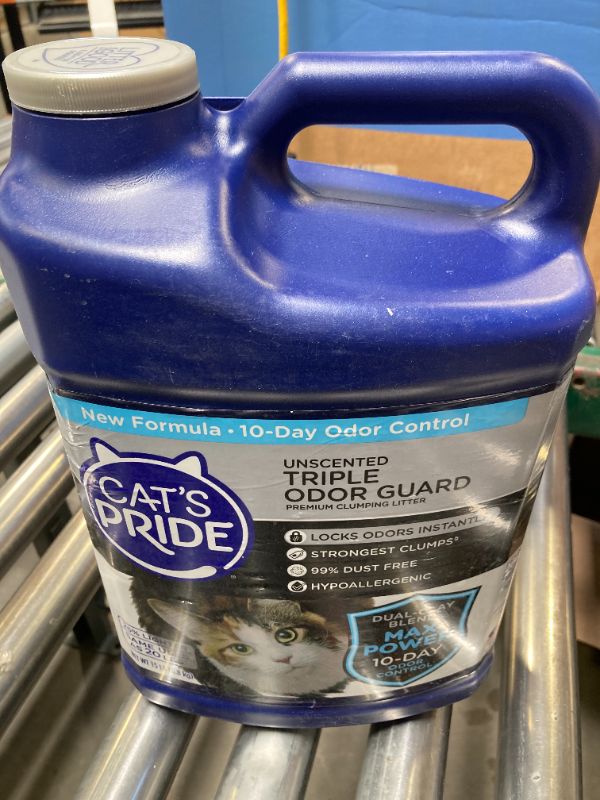 Photo 1 of Cat's Pride Unscented Triple Odor Guard Cat Litter Jug - 15 lb