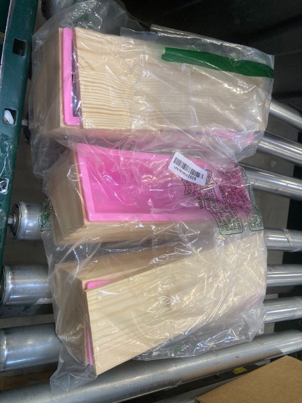 Photo 1 of 3pcs   Soap Loaf Box, 42 oz Soap Box for Soap Making with Wooden Boxes, Set of 3, Soap Bar Box Can Be Used for Homemade Soap Produce, Soap Making, Ideal Size and Large Capacity, by GNIEMCKIN
