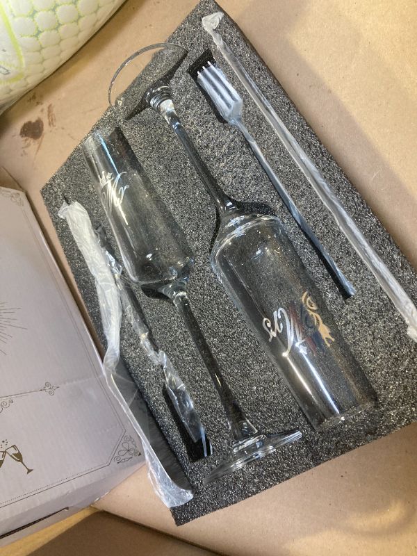 Photo 1 of iooiluxry Wedding Cake Knife and Server Set, Bride Groom Mr and Mrs Champagne Flutes Glasses, Cake Cutting Set for Wedding with Forks, Bridal Shower Gifts Wedding Anniversary Engagement Gifts