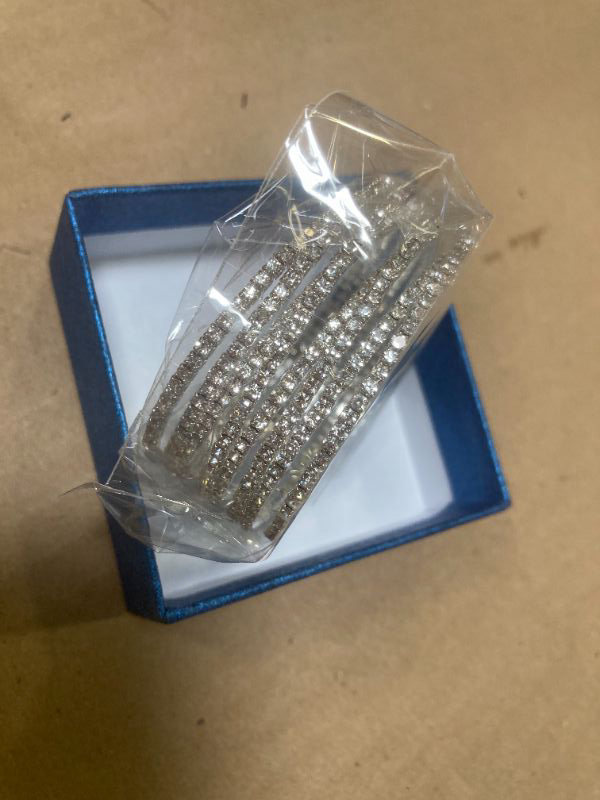 Photo 1 of   Generic Metal Bracelet 