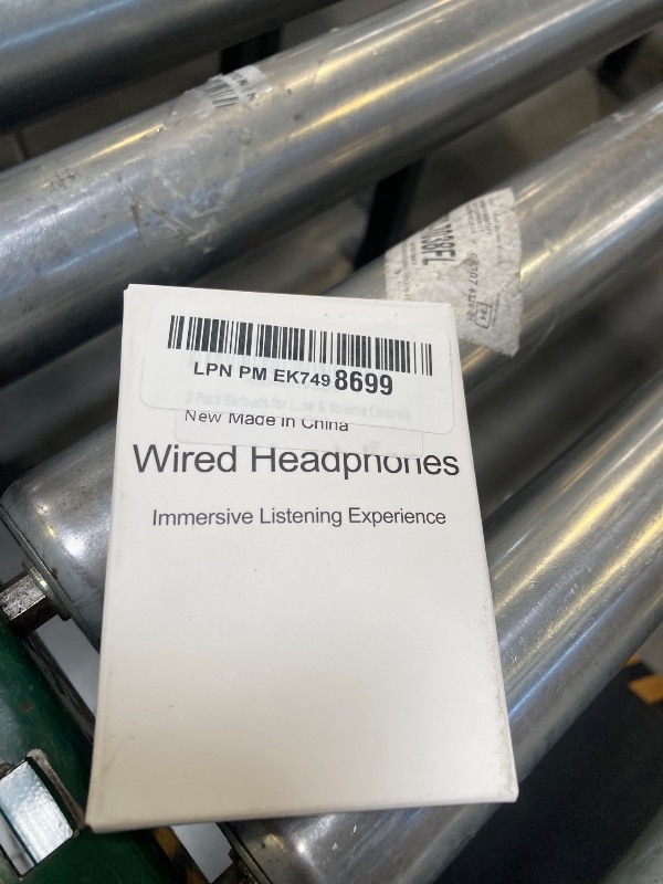 Photo 1 of 2 Packs Wired Headphones for iPhone Earbuds [Plug and Play,No Bluetooth] Built-in Mic & Volume Control Noise Reduction Earphones for iPhone 14/13/12/11/XR/XS/X/8/7/SE/Pro/Pro Max, Support All iOS