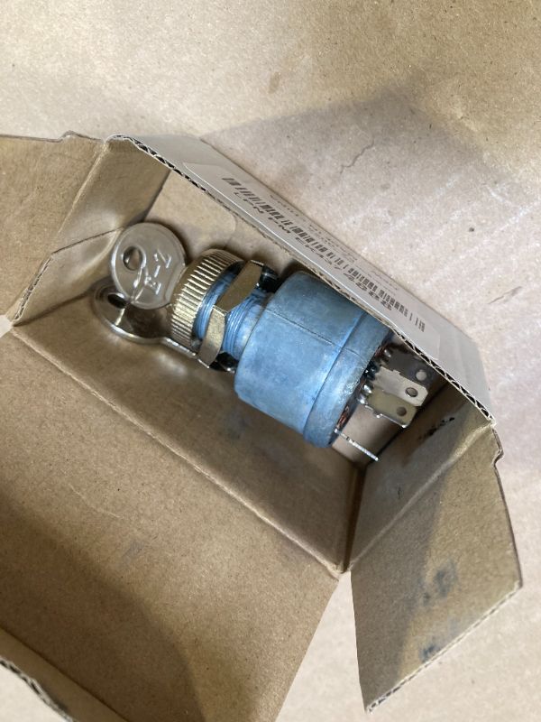 Photo 1 of Panglong EZGO TXT Ignition Switch, EZGO TXT Key with Switch, Suitable for 1981-up EZGO TXT, Medalist, Workhorse, ST, Shuttle, and Marathon; Replace OEM #33639-G01