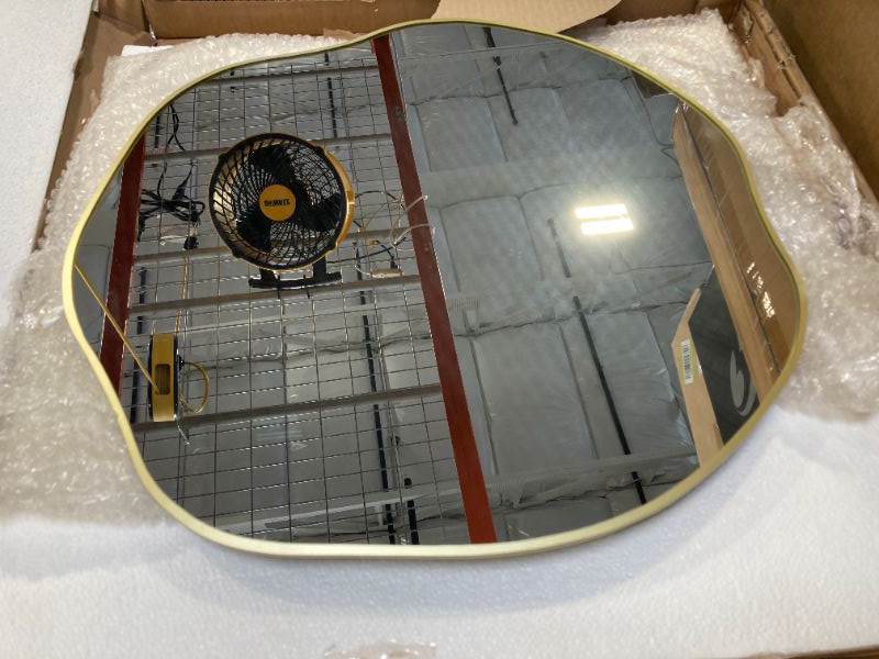 Photo 1 of Small Mirror