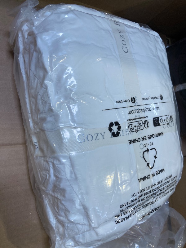 Photo 1 of Cozy Bliss Cooling Comforter King Size Seersucker Plaid, Q-Max 0.4 Reversible Lightweight Cooling Blanket, Breathable Silk Smooth Summer Bedding Quilt for Hot Sleepers Night Sweats White