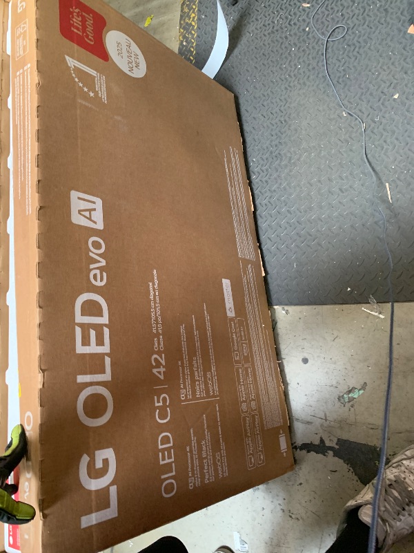 Photo 1 of lg tv 