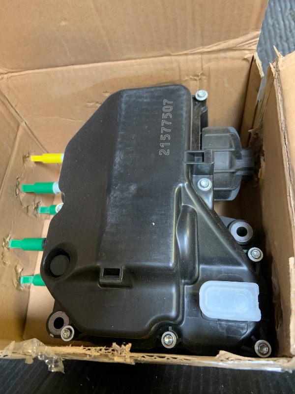 Photo 1 of New 21577507 12V Mack DEF Pump 0444042002 DEF Urea Pump for Volvo D13 Engine FH13 FH4 VNL Trucks