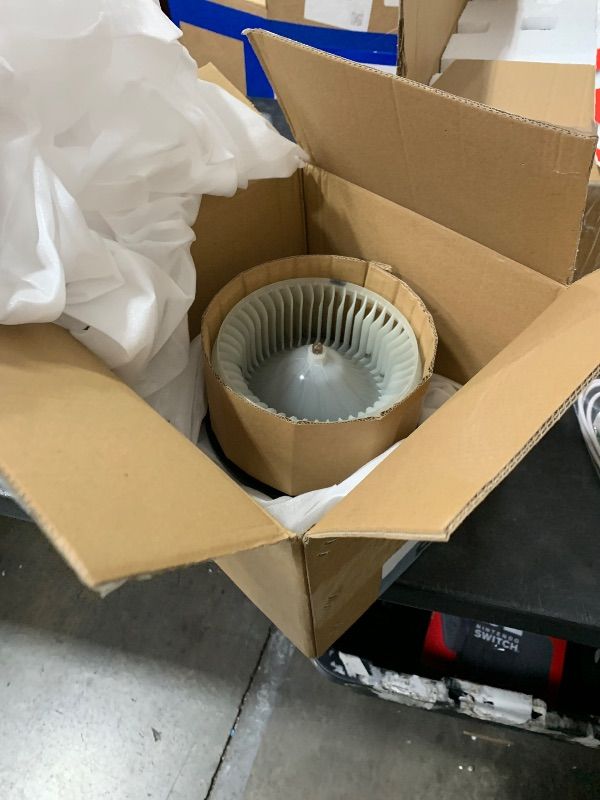 Photo 1 of car item.