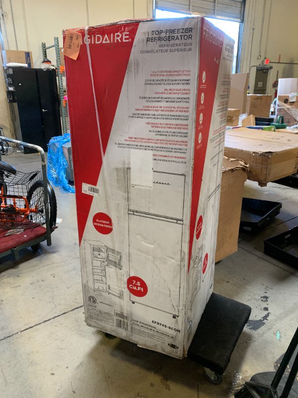 Photo 1 of 21.5 in. Wide 7.5 cu.ft. Mini Refrigerator in Platinum Design with Freezer