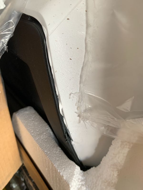 Photo 1 of FACTORY SEALEd
DAMAGED SEE 2ND PIC
Furrion Chill Cube 18k BTU Variable Speed RV Rooftop Air Conditioner, White, Non-Ducted, R32 Refrigerant, Quiet High-Efficiency AC with Turbo Cool Mode, Lightweight, AC Unit Only - FACR18VSSA-BL-AM