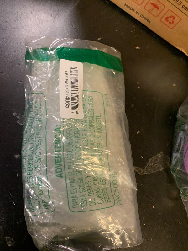 Photo 1 of 10 Pieces Creative Positioning Pieces Card Corners Helpers with Bone Folder Tool Stamping Corners Paper Craft Supplies Scrapbooking Tools for Paper Craft Card Making and Scrapbooking (Transparent)