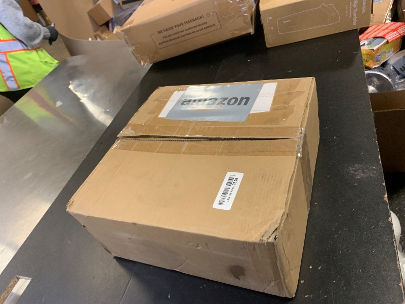 Photo 1 of GRYVOZE Hydraulic Pressure Test Kit with 5 Gauges(Max 10000 PSI), 13 Test Couplings 14 Tee Connectors 5 Test Hoses, Hydraulic Gauge Tester Set for Excavator, Construction, Machinery, and Mine