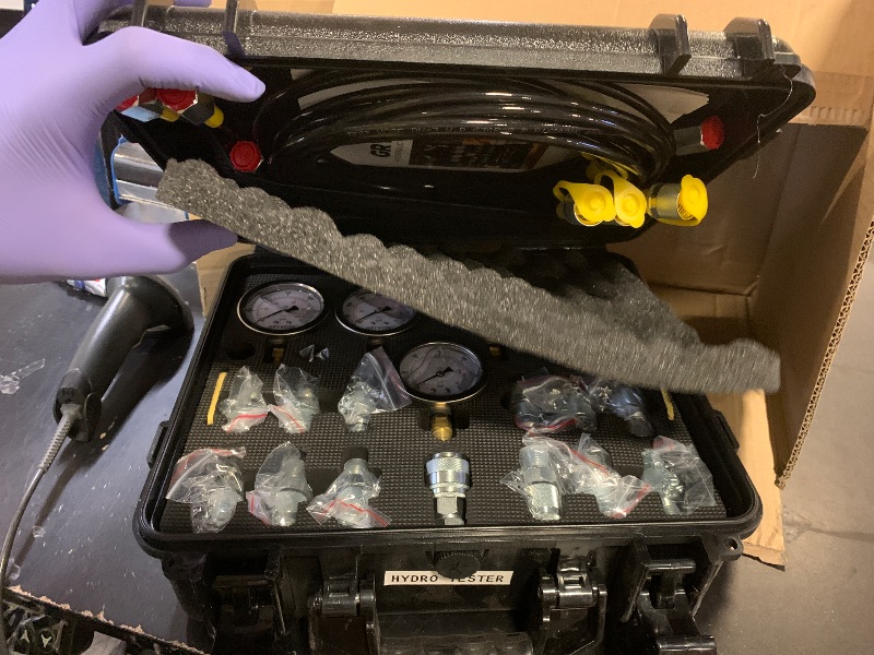 Photo 1 of GRYVOZE Hydraulic Pressure Test Kit with 5 Gauges(Max 10000 PSI), 13 Test Couplings 14 Tee Connectors 5 Test Hoses, Hydraulic Gauge Tester Set for Excavator, Construction, Machinery, and Mine
