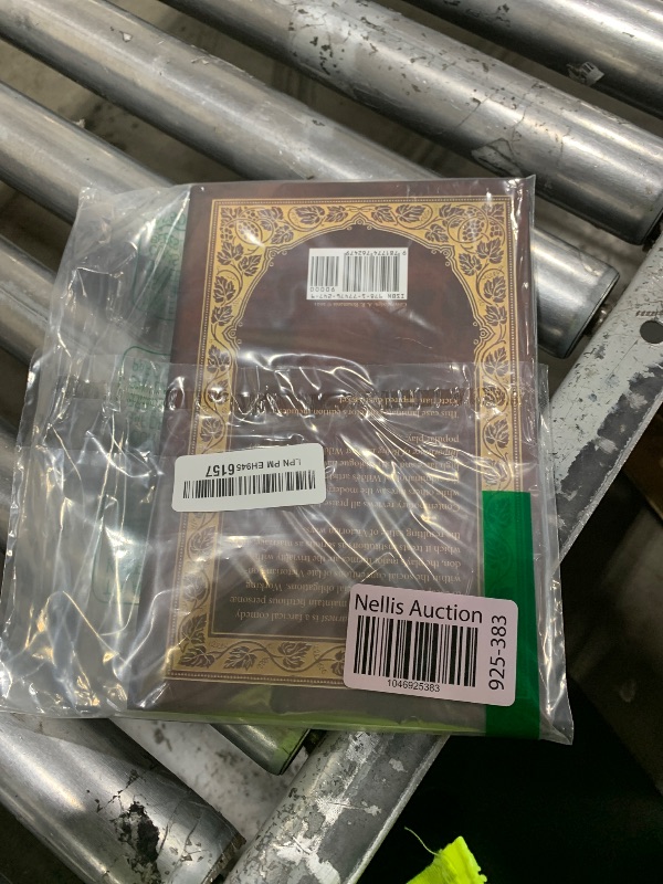 Photo 1 of The Importance of Being Earnest (Royal Collector's Edition) (Case Laminate Hardcover with Jacket)