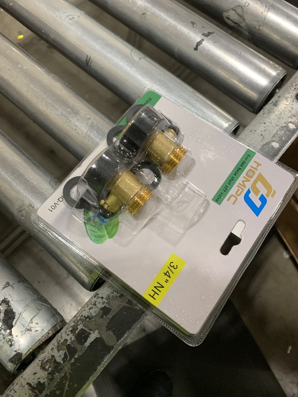 Photo 1 of HQMPC Heavy Duty Brass Shut Off Valve Garden Hose Shut Off Valve Garden Hose Connector (2PCS) +4 Extra Pressure Washers