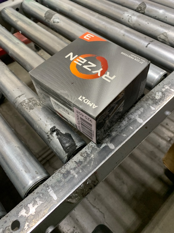 Photo 1 of AMD Ryzen 3 3100 4-Core, 8-Thread Unlocked Desktop Processor with Wraith Stealth Cooler