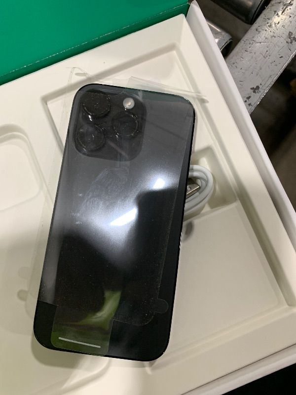 Photo 1 of Apple iPhone 14 Pro, 256GB, Space Black - Unlocked (Renewed Premium)