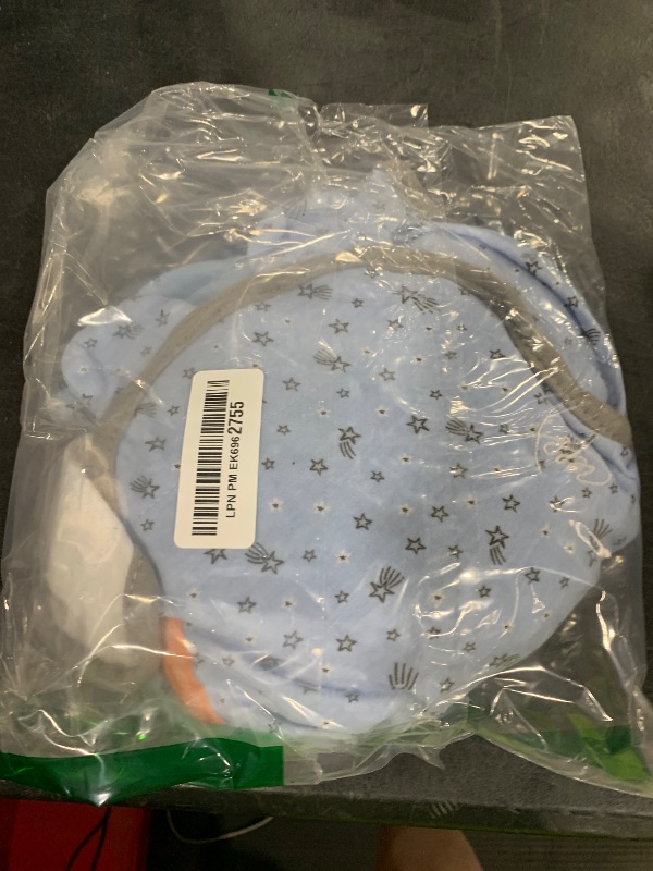 Photo 1 of SwaddleMe by Ingenuity Easy Change Baby Swaddle in Size Small/Medium, 0-3 Months, 7-14 Pounds, 3-Pack with Easy Change Zipper - Shooting Stars