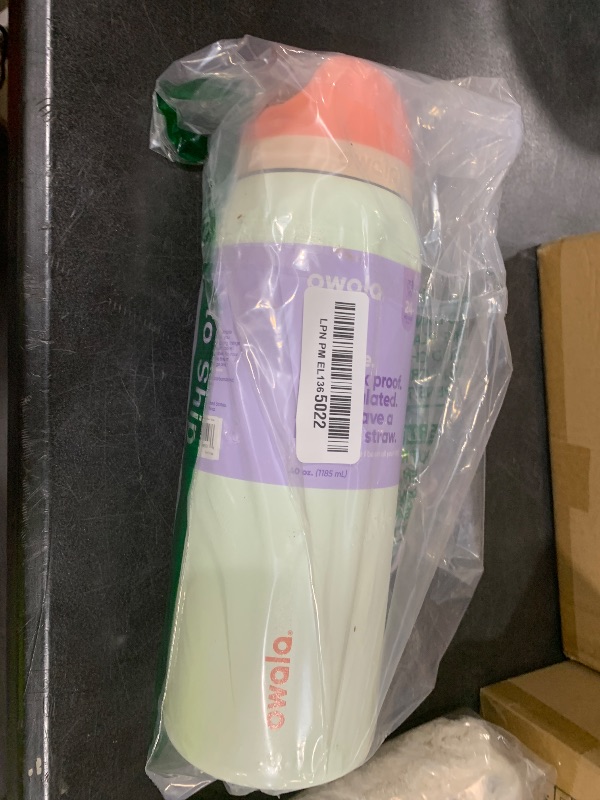 Photo 1 of Owala FreeSip Insulated Stainless Steel Water Bottle with Straw for Sports, Travel, and School BPA-Free Sports Water Bottle, 40 oz, Surfs Edge