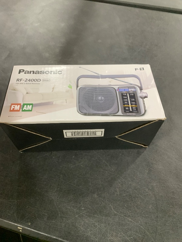 Photo 1 of Panasonic RF-2400 AM/FM AC/DC Portable Radio