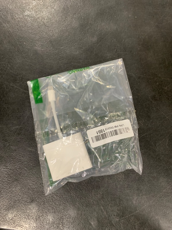 Photo 1 of Apple USB-C Digital AV Multiport Adapter