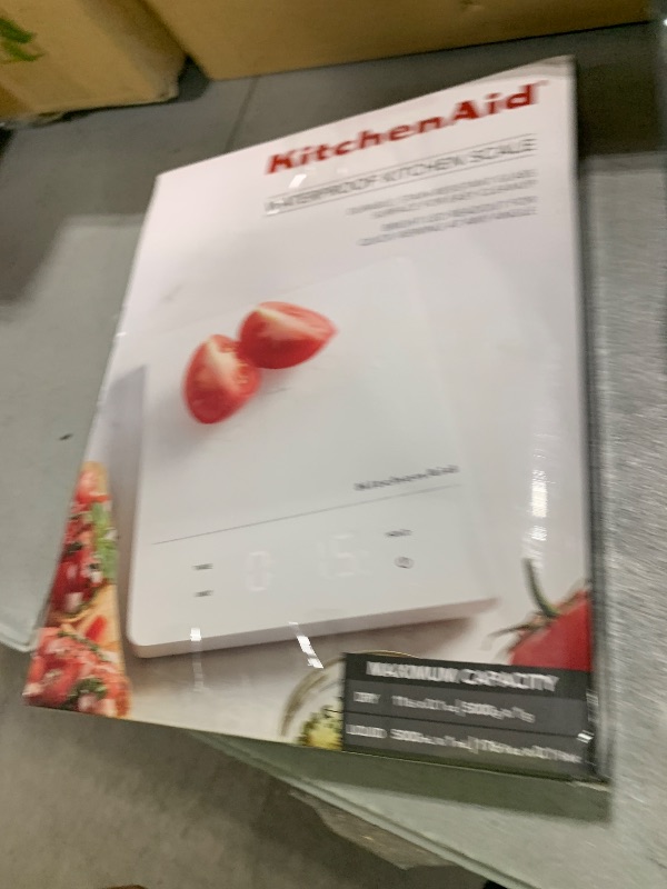 Photo 1 of KitchenAid KQ913 Digital Waterproof (IPx7) Kitchen and Food Scale, LED readout, 11 Pound Max Capacity, White