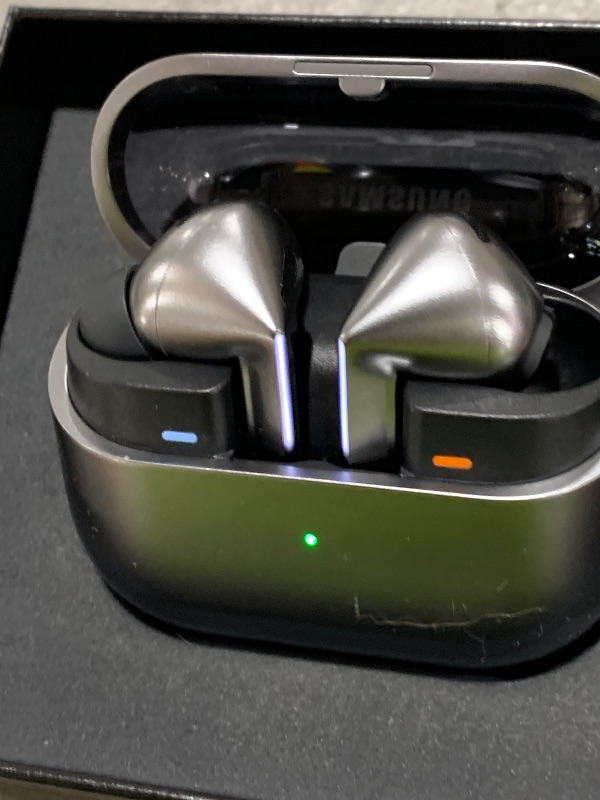 Photo 1 of Samsung Galaxy Buds 3 Pro AI True Wireless Bluetooth Earbuds, Noise Cancelling, Sound Optimization, Redesigned Comfort Fit, Silver [US Version, Amazon Exclusive, 2Yr Warranty]