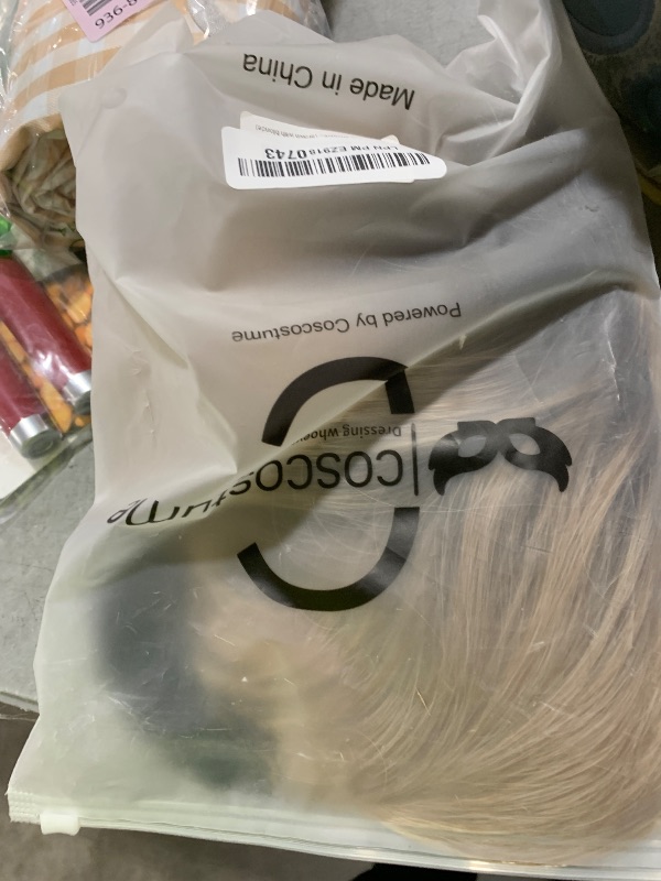 Photo 1 of Wigs for white women blonde bob wig medium length wigs for women persma skin part blonde with dark roots Synthetic wig for white Women (Blobde mixed bob)