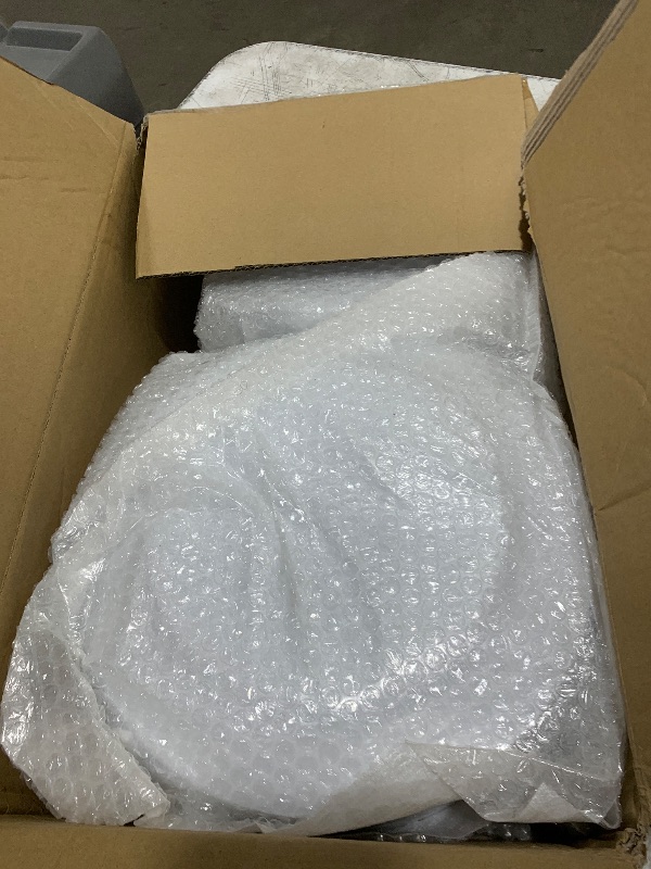 Photo 1 of BESTVIP 200PCS Gold Plastic Plate, Disposable Party Plates with 100 Dinner Plates and 100 Dessert Plates, Plastic Plates for Party, Wedding and Birthday