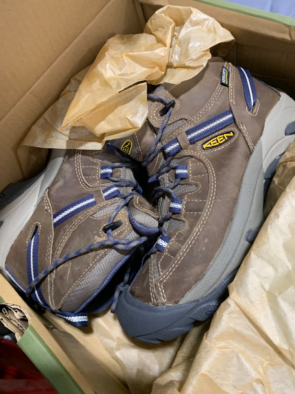 Photo 1 of KEEN Womens Targhee 2 Mid Height Waterproof Hiking-boots, Goat/Crown Blue, 8.5 US