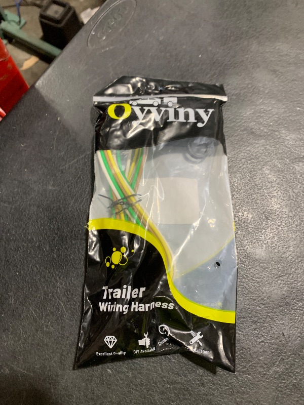 Photo 1 of Oyviny Vehicle-Side 5 Way Flat Trailer Wiring Harness Female Plug Connector with 31 inch Wire Lead 5-Pin Female Plug Extension Cable with Dust Cover Brass Terminals