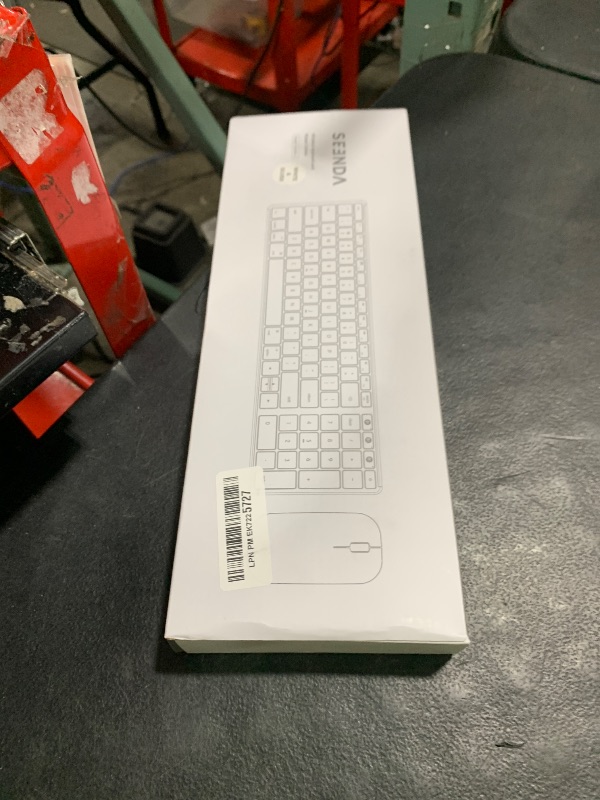 Photo 1 of seenda Bluetooth Keyboard and Mouse for Mac, SKM64-2 Multi-Device Rechargeable Slim Wireless Keyboard Mouse Stainless Steel Full Size, Compatible with MacBook Pro/Air, iPad, Mac - White Silver