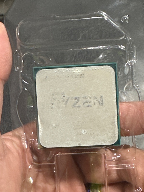 Photo 1 of AMD Ryzen 5 5500 6-Core, 12-Thread Unlocked Desktop Processor with Wraith Stealth Cooler