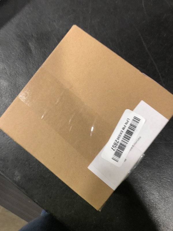 Photo 1 of GRUOTVSZAK LU70/MED High Pressure Sodium Light Bulb, 70 Watts, ED17/MED, Medium Base (E26), ANSI Code S62, 6500 Lumen, 24000 Life Hours, Clear Bulb, 2100K, 2 Pack