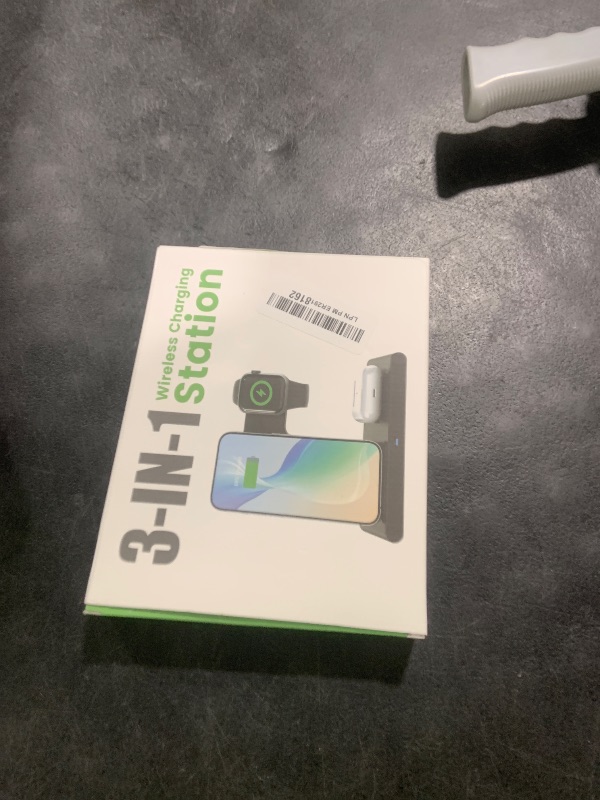 Photo 1 of 3 in 1 charging station