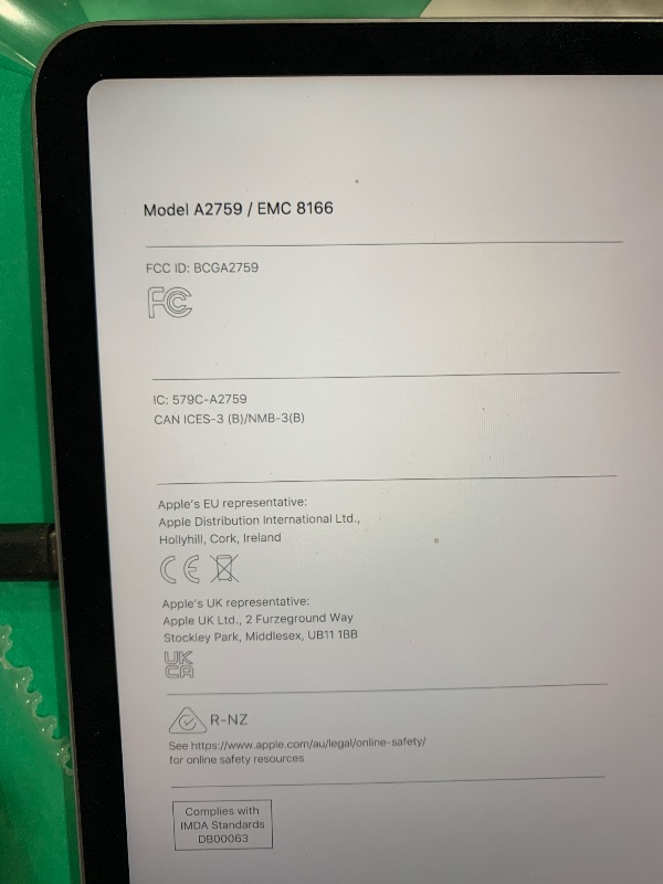 Photo 1 of Apple 2022 iPad Pro, 11-inch, Wi-Fi, 256GB - Space Gray (Renewed Premium)