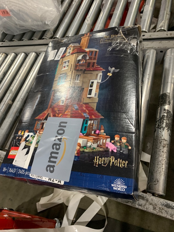 Photo 1 of LEGO Harry Potter The Burrow Building Sets for Adults - Collectible Harry Potter Weasley House Kits with 10 Minifigures - Gifts for Men and Women, Fans - 76437