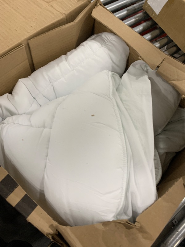 Photo 1 of Ultra Soft Full Size Mattress Topper - Viscose Made from Bamboo Pillow Top Mattress Pad for Back Pain Relief - Naturally Cooling for Hot Sleepers, Green