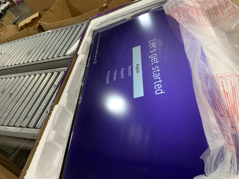 Photo 1 of Roku Smart TV 2025 – 55-Inch Select Series, 4K HDR TV – Roku TV with Enhanced Voice Remote – Flat Screen LED Television with Wi-Fi for Streaming Live Local News, Sports, Family Entertainment