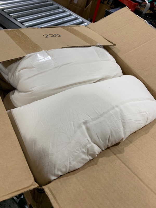 Photo 1 of BEDDING UNKNWN SIZE