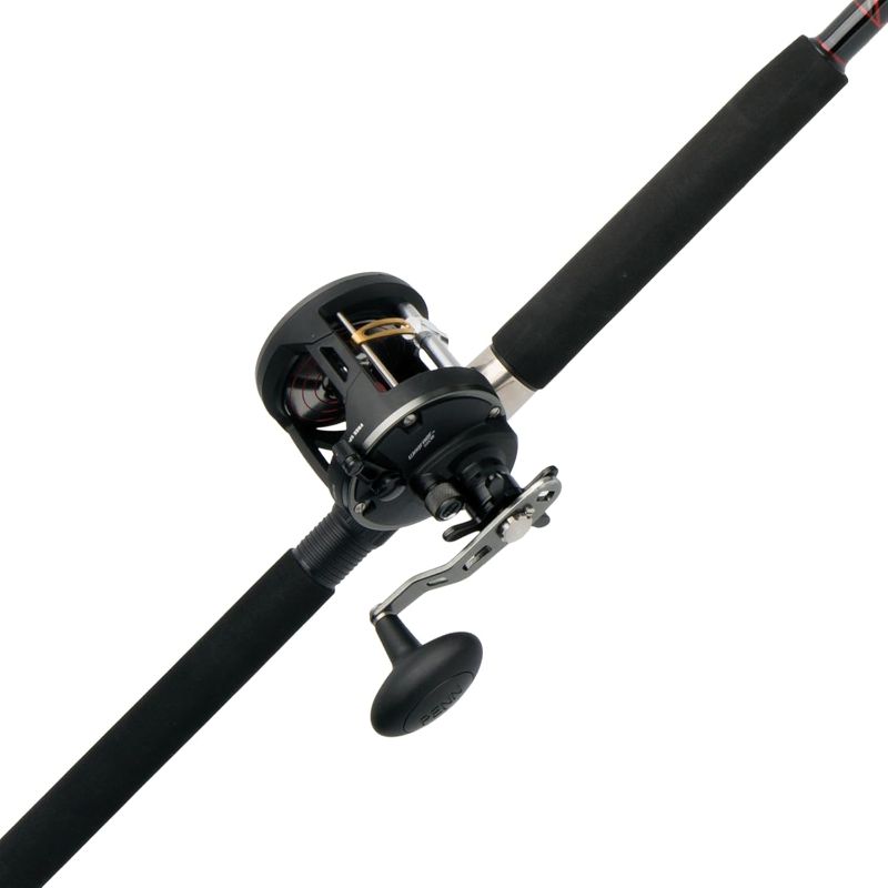 Photo 1 of PENN® Warfare™ Star Drag Combo