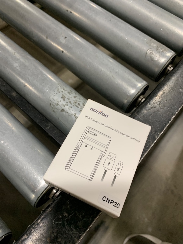 Photo 1 of Norifon NP-20 USB Charger for Casio Exilim Card EX-M20, EX-S100, EX-S3, EX-S500, EX-S600, EX-S770, EX-S880, Exilim Zoom EX-Z18, EX-Z3, EX-Z4, EX-Z5, EX-Z6, EX-Z60, EX-Z70 Camera and More