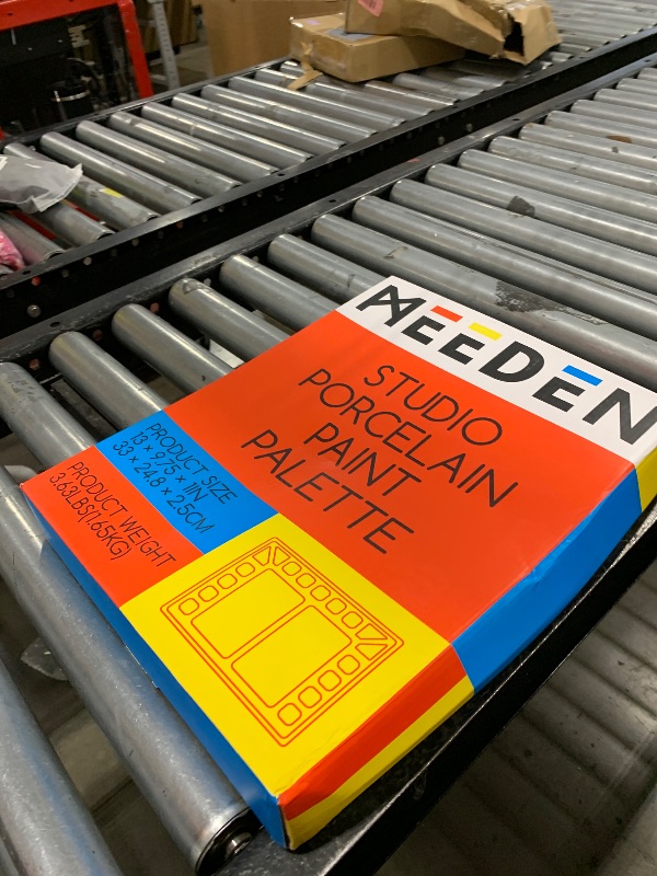 Photo 1 of MEEDEN Ceramic Watercolor Palette?Large Porcelain Artist Paint Palette Rectangle 13 x 9.8 inch - Art Mixing Tray for Gouache, Watercolor, Acrylic Painting - Without a Lid