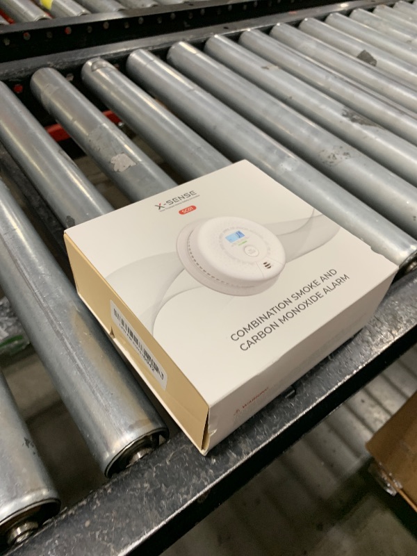 Photo 1 of X-Sense  Detector Carbon Monoxide Detector Combo, 10-Year Battery Smoke Detector with Display, Standalone Model SC01, Single Pack