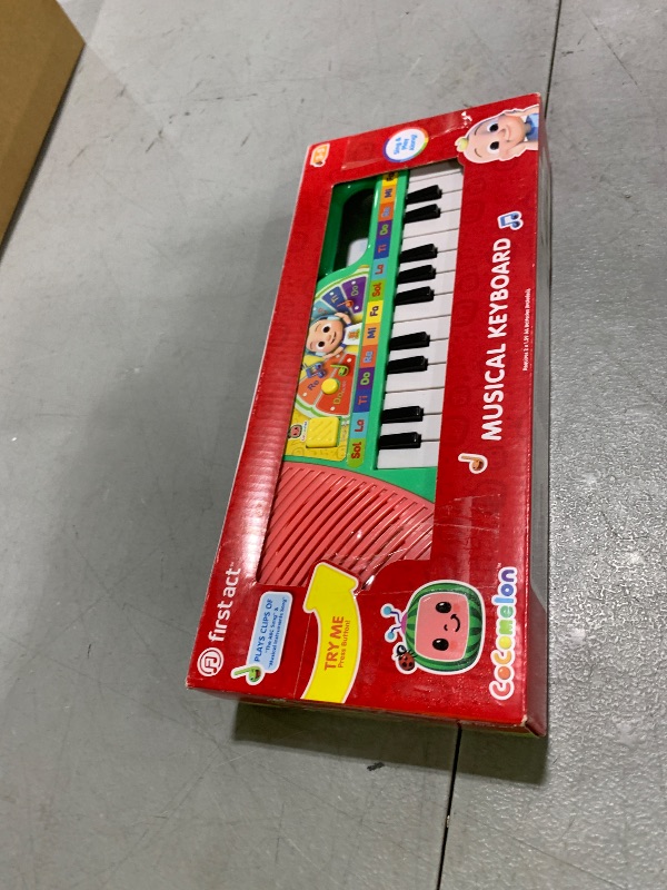 Photo 1 of CoComelon First Act Musical Keyboard, 23 Keys; Music and ABC Songs Pre-Recorded, Educational Music Toys, Carry N’ Go Handle