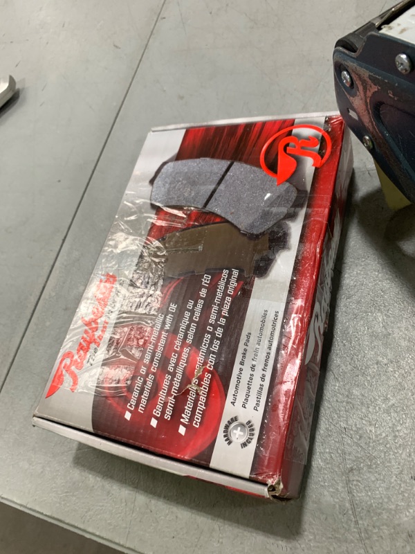 Photo 1 of Raybestos R-Line Automotive Replacement Front Brake Pad fits Selected Ford, Mazda, Mercury Model Years (MGD652MH)