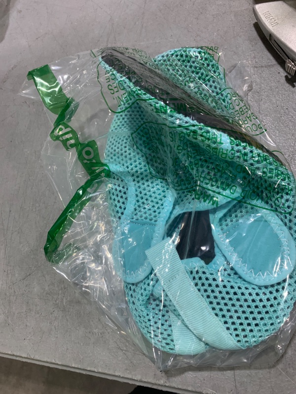 Photo 1 of Swim Shoes Women Men Ladies Summer Beach Pool Closed Toe Flat Sandals Slip on Barefoot Water Shoes Comfy Soft Rubber Flip Flops Wide Width Comfort Sock Shoes Size