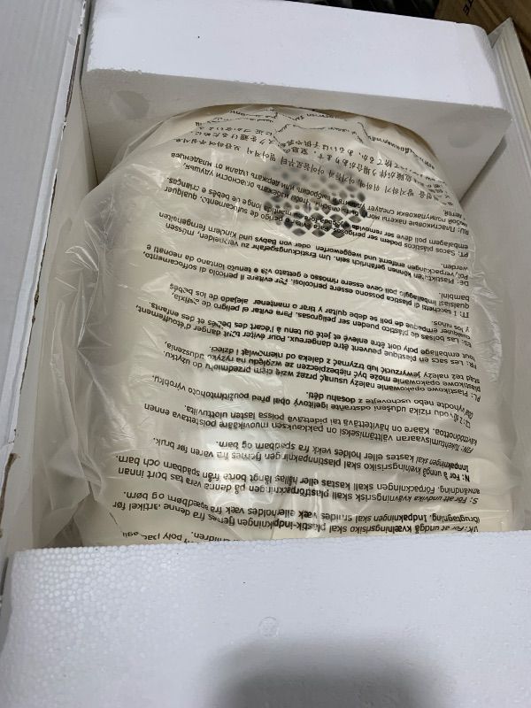Photo 1 of Cooluli B12LW 12L Beauty Fridge, Pearl White