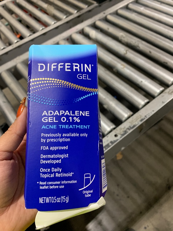 Photo 1 of Differin Acne Treatment Gel, 60 Day Supply, Retinoid Treatment for Face with 0.1% Adapalene, Gentle Skin Care for Acne Prone Sensitive Skin, 15g Tube (Pack of 2) (Packaging May Vary)