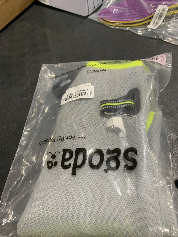 Photo 1 of SGODA Dog Cooling Vest Harness Cooler Jacket Grey Green Large