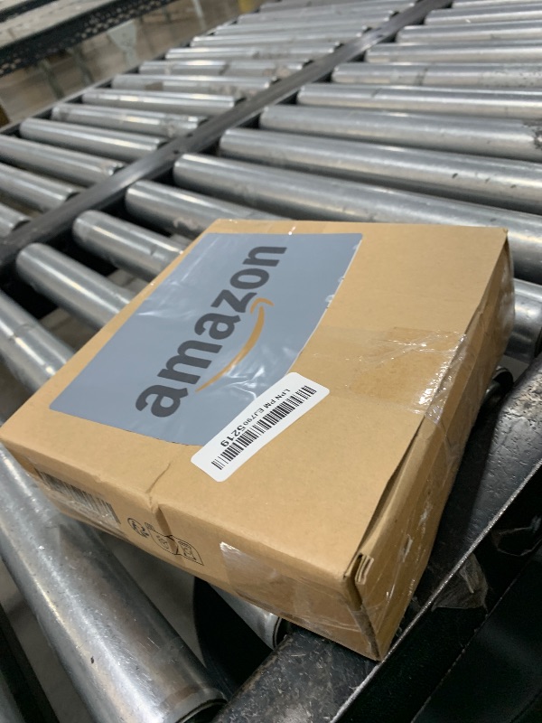 Photo 1 of O'SKOOL Miter Max Corner Clamp for Woodworking, Making Window Casing, Making Door Casing, Crafting Projects